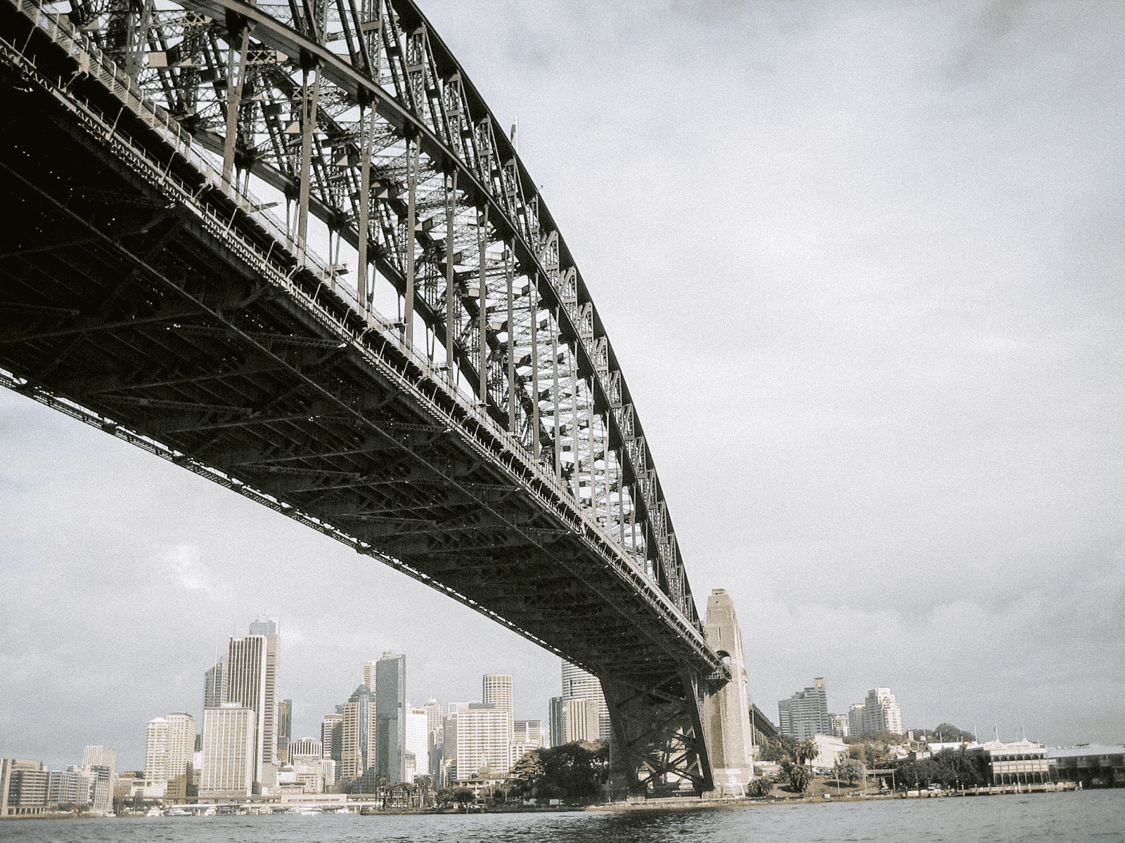 sydney harbour bridge