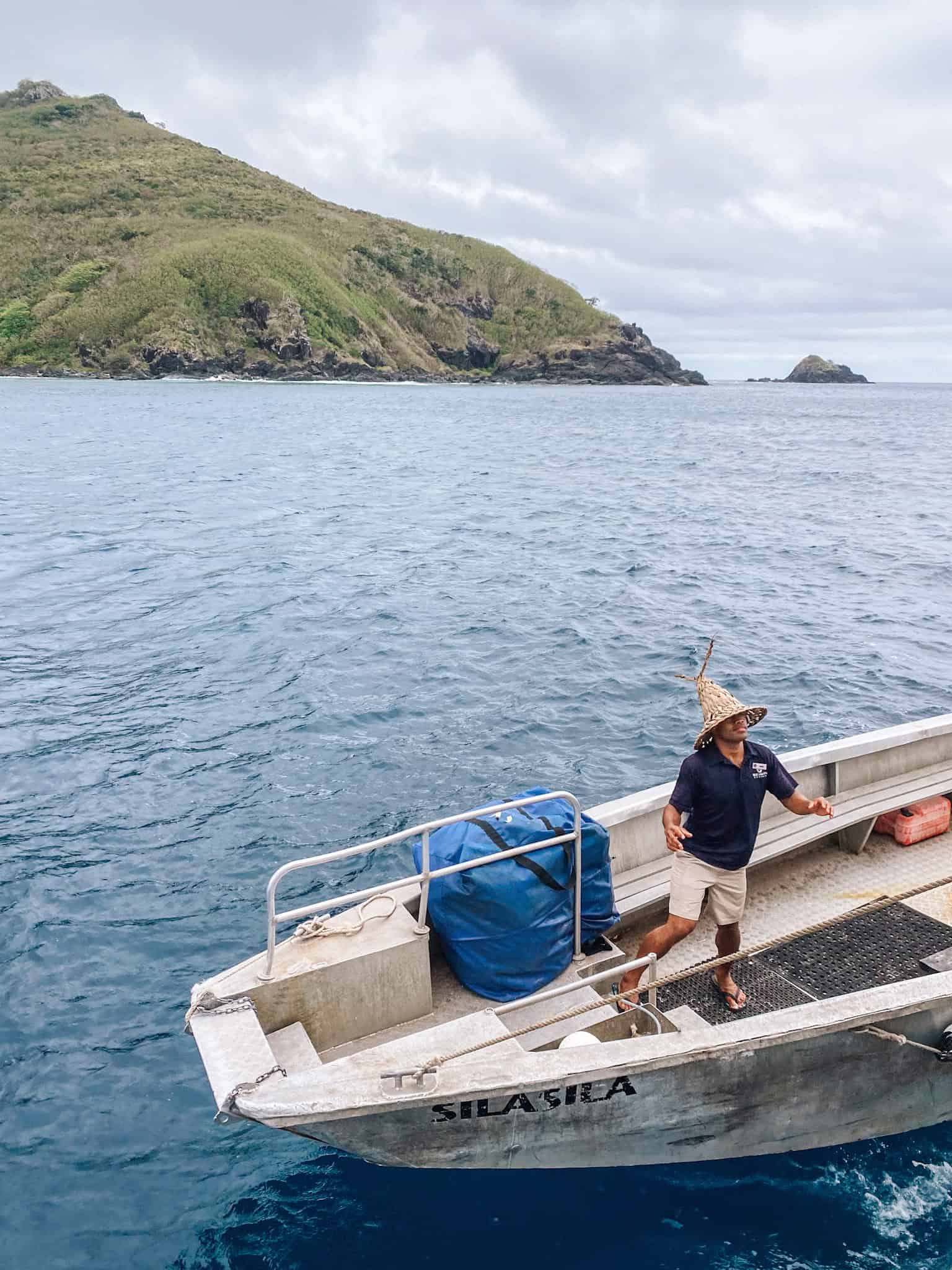 resort boat on the yasawa islands ferry