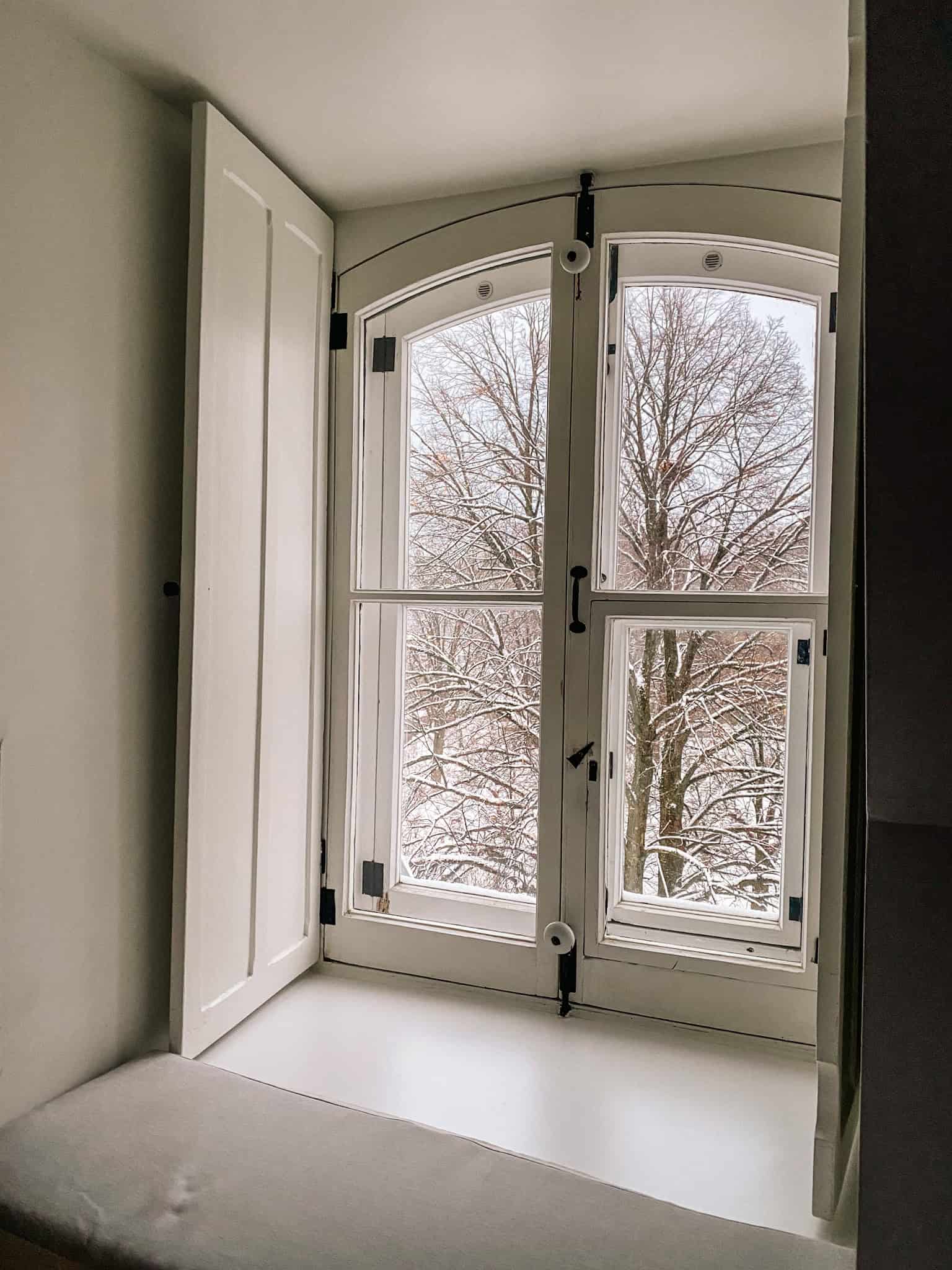 Window in room at Quebec City monastery stay